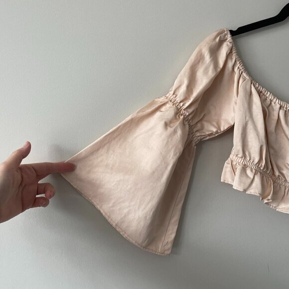 LPA Off The Shoulder Pullover Long Bell Sleeve Casual Cropped Top Cream Medium - Picture 4 of 7